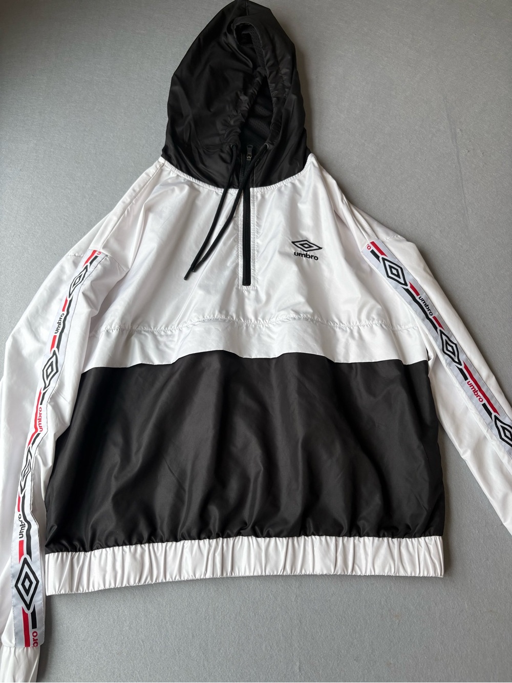 UMBRO Black White Half Zip Pullover Hooded Windbreaker Jacket with Pocket sz L